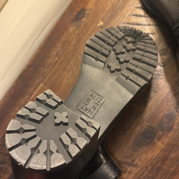 Women’s Naturalizer® Trina boots VERY GOOD USED CONDITION - Picture 4 of 6